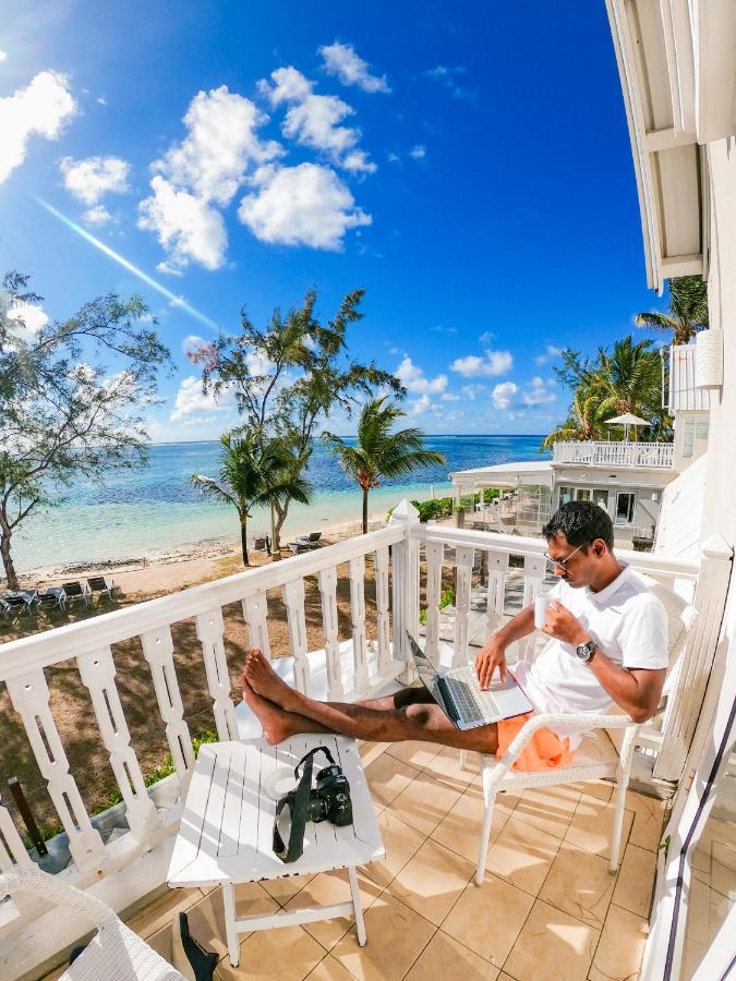 Astroea Beach Hotel (Adults Only) Блу-Бей Екстер'єр фото